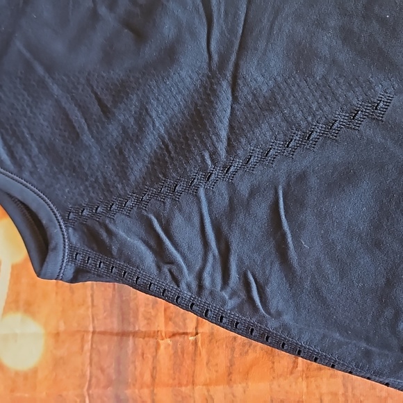 XS Athleta gym tank top - Picture 5 of 6